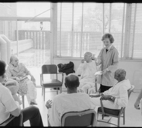 lossy-page1-800px-Rosalynn_Carter_works_with_staff_and_patients_at_DC_General_Hospital._-_NARA_-_179373.tif