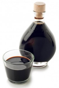 balsamic-vinegar-and-cup1