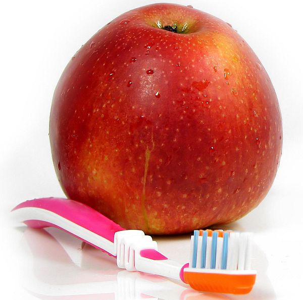 Apple Activity for kids dental hygiene