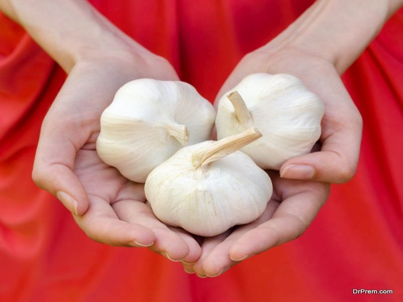 Treatment with garlic