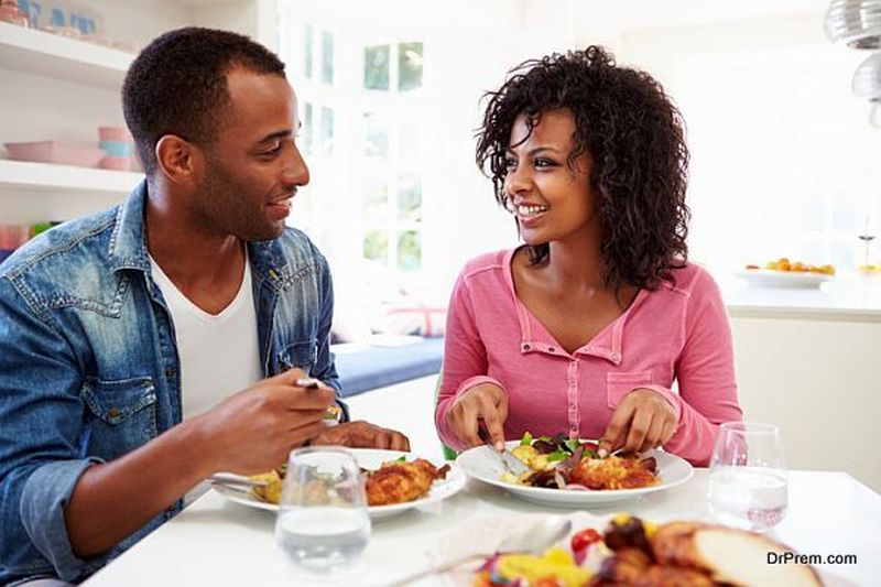 eating couple