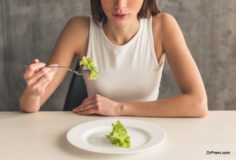 7 Warning Signs Of An Eating Disorder