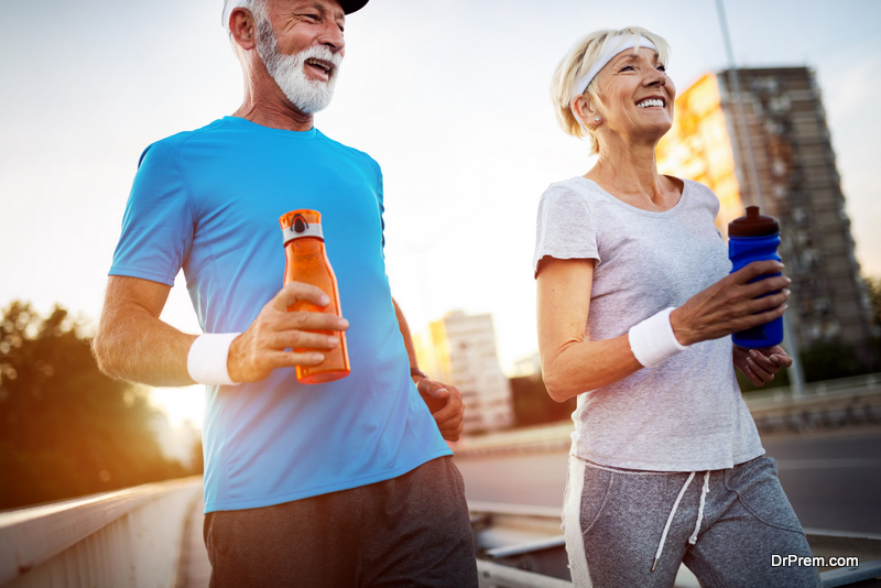 senior-couple-Exercising